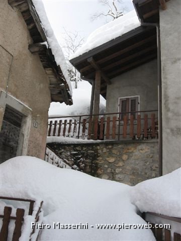08  Tanta neve, non si passa.jpg
